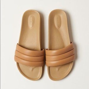 ISO size 9 Beatrice Valenzuela Sandal